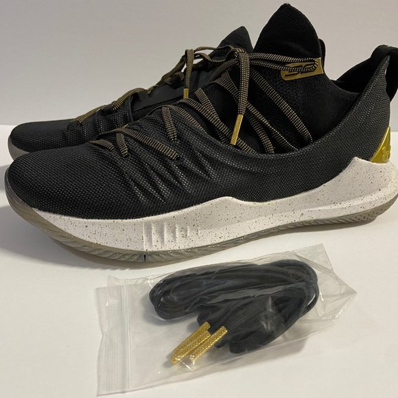 Under Armour Stephen Curry 5 V MVP Championship Pack Gold 3020657-001 main image 8